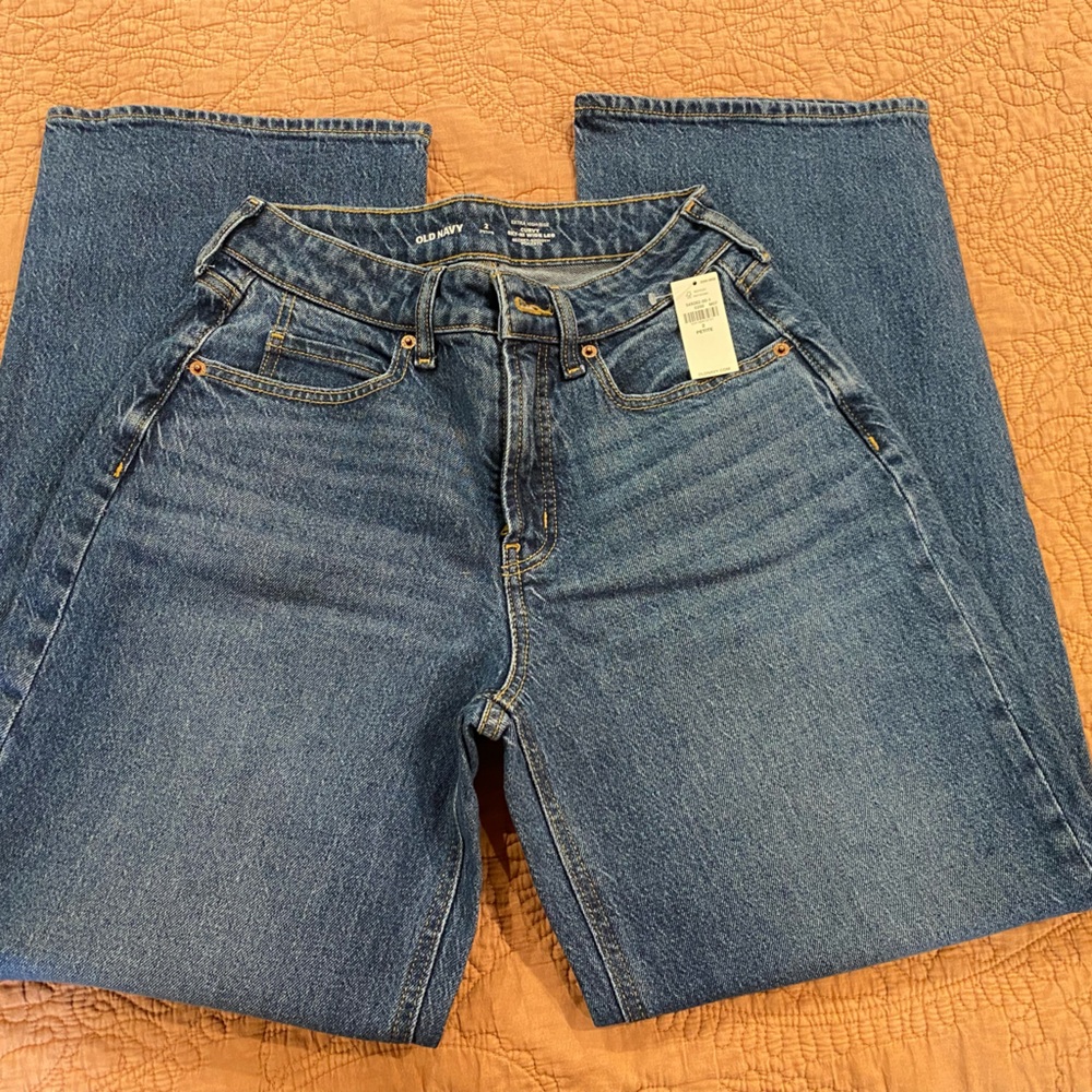 NWT Old Navy Extra High Rise Curvy Ski-Hi Wide Leg Jeans 2 Petite
